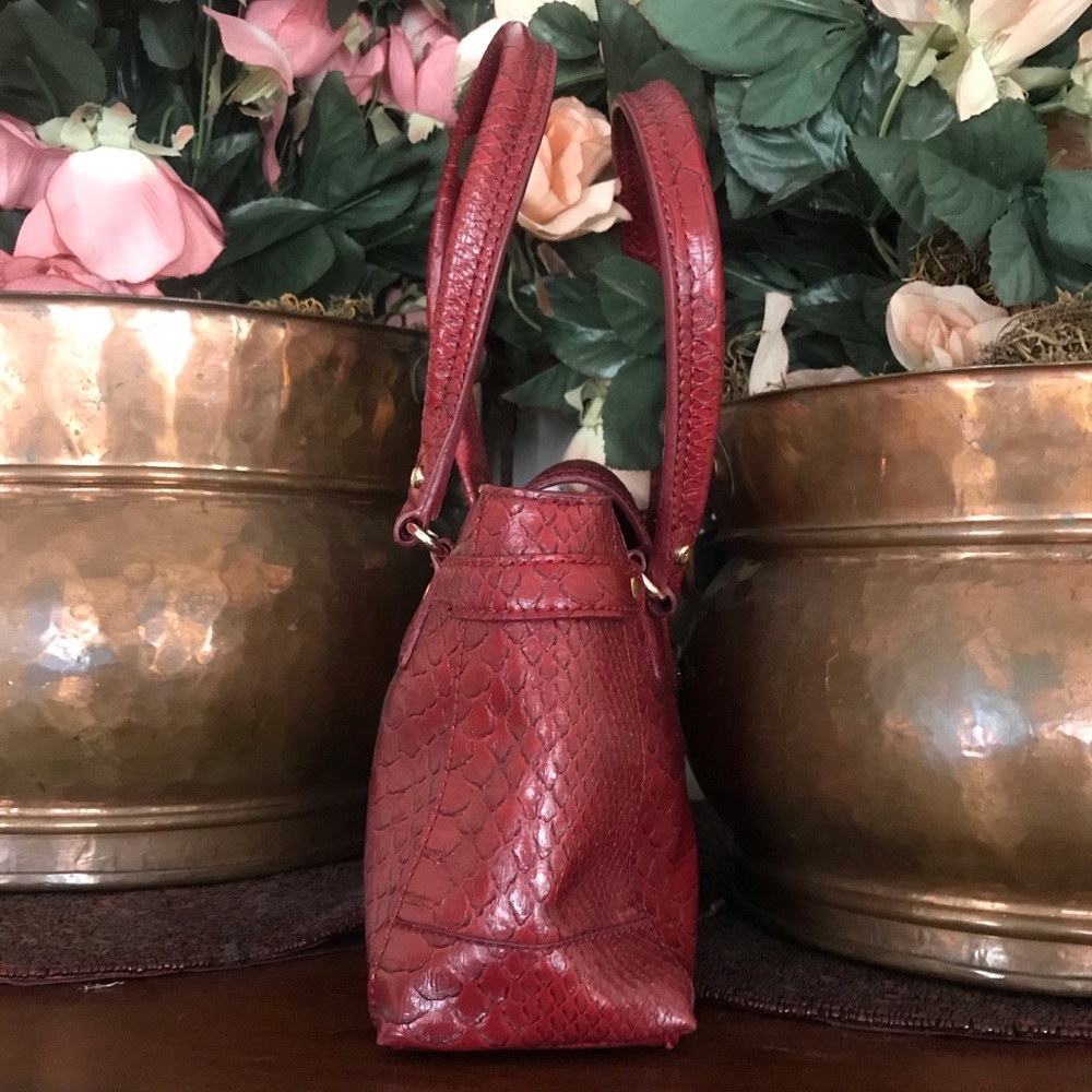 Liz Claiborne Small Satchel - Picture 6 of 10
